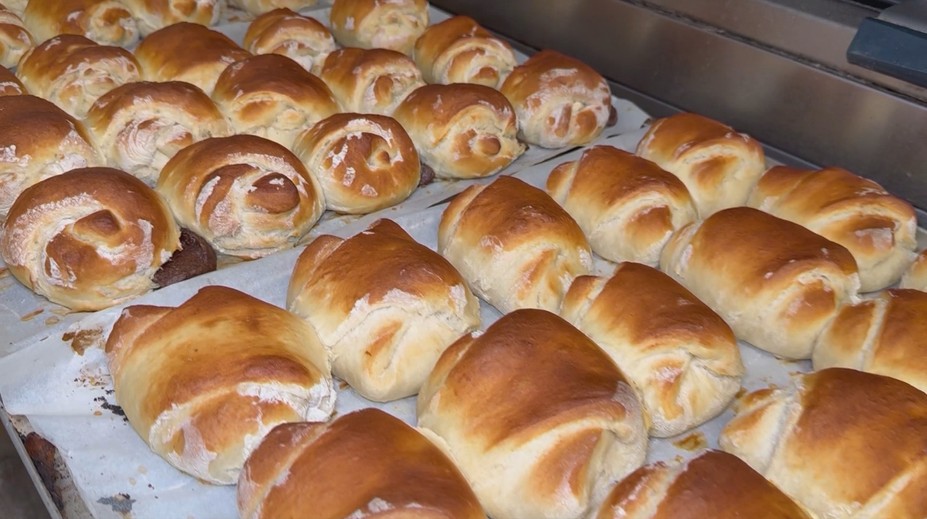 Obnovili slávnu pochúťku. Tradičné muránske buchty lákajú ľudí nielen zo Slovenska