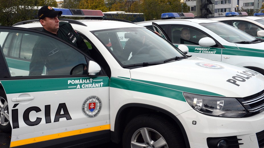 Policajný zásah v osade v Moldave nad Bodvou bol podľa inšpekcie v poriadku