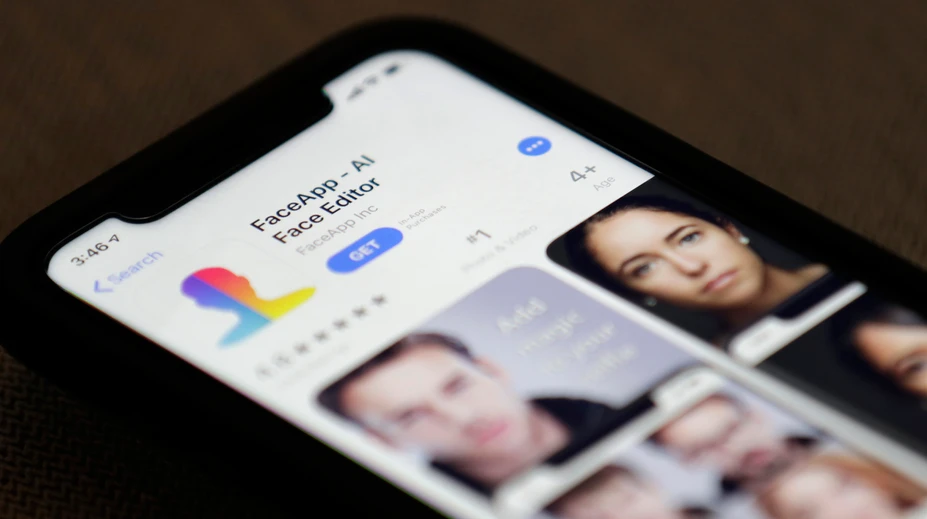 Aplikácia, ktorá z vás urobí starca, ľudí vystrašila. Autor tvrdí, že fotky do Ruska neposielajú