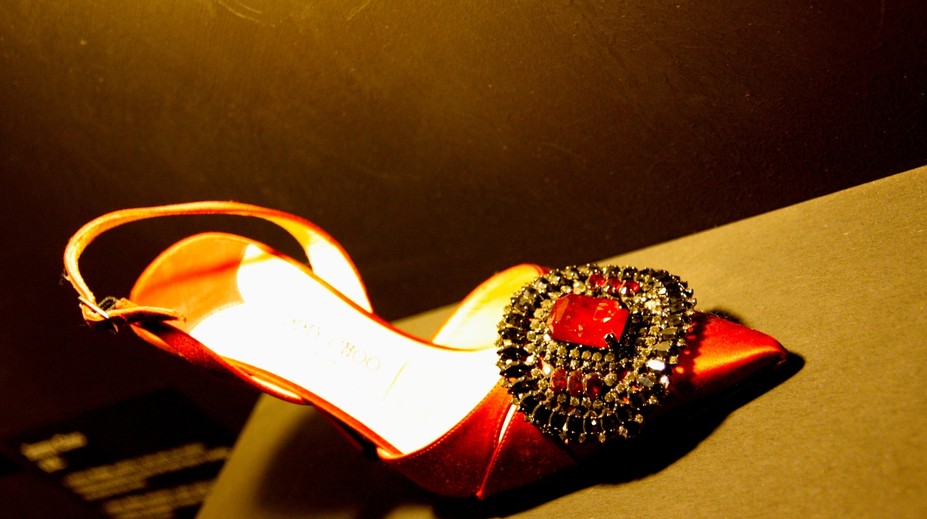 Jeho lodičky nosila aj princezná Diana. Legendárnu obuv kúpili Američania