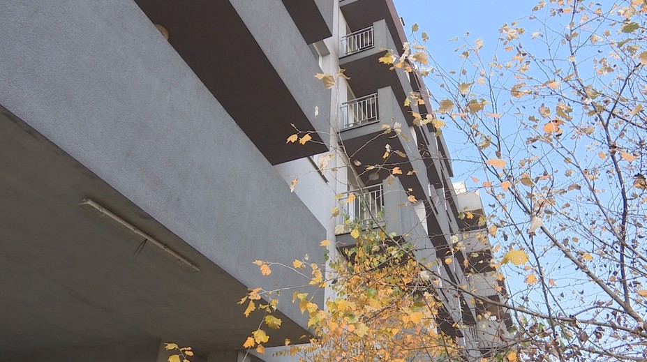 Zásadný posun v kauze Glance House: Padol verdikt, ktorý môže bytovku po dlhých rokoch vzkriesiť