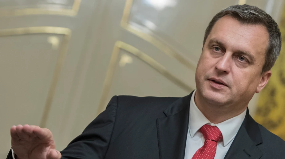 Ruština by mala byť voliteľným predmetom na základných školách, vyhlásil Danko