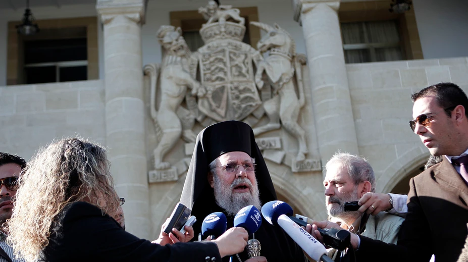 Rázny krok cyperského arcibiskupa: Pre odmietanie očkovania suspenduje 12 kňazov