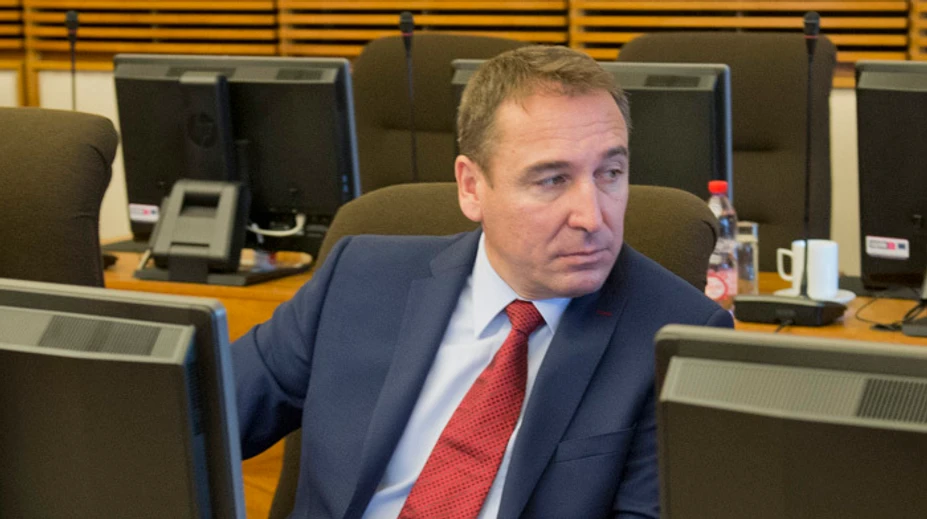 Brecely: Slovensko má stále problémy s eurofondmi, môže to nahrať kotlebovcom