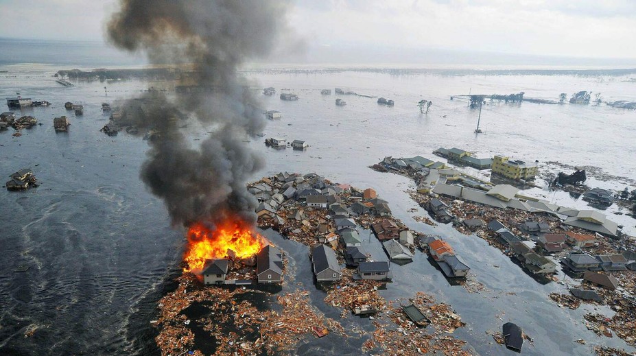 Silné zemetrasenie zasiahlo Tokio, vlny cunami nehrozia
