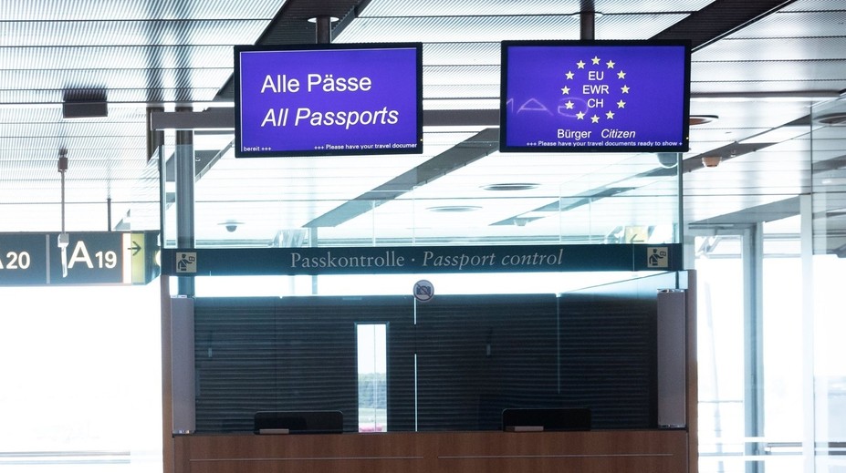 Hranice krajín EÚ sa otvoria pre všetky úplne zaočkované osoby