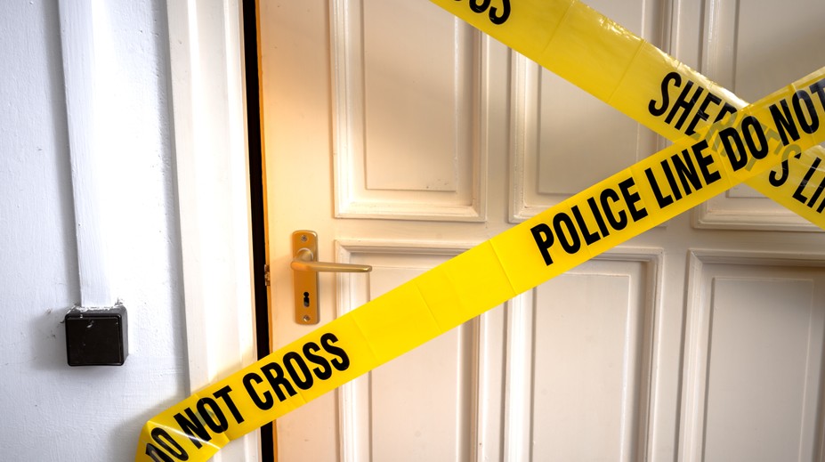 V byte našli mŕtveho otca s dvojročným synom, polícia uzavrela niekoľkomesačné vyšetrovanie