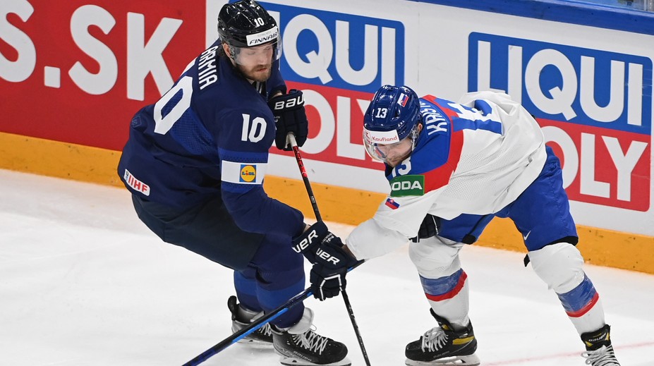 Dvaja Slováci popísali nové zmluvy, zostávajú v ruskej KHL