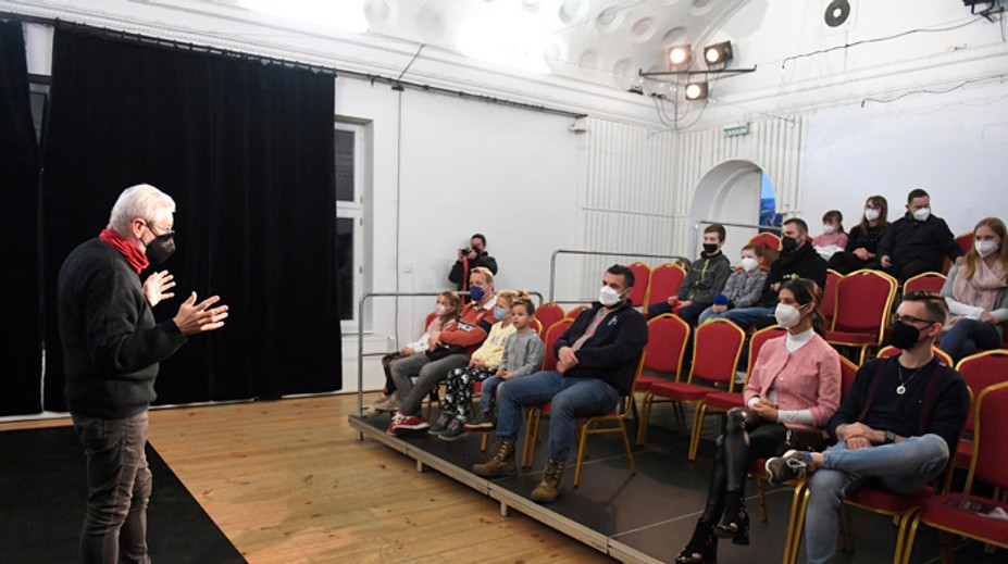 Na kultúru môže prísť 50 ľudí, podľa umelcov je to výsmech