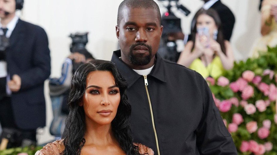 Kim Kardashian prvýkrát ukázala štvrté dieťa. Prezradila aj jeho meno