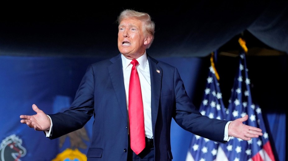 Trump obvinil Zelenského, že prispel k začatiu vojny s Ruskom