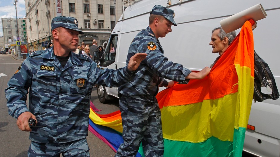 Ruskí poslanci schválili zákon zakazujúci zmenu pohlavia