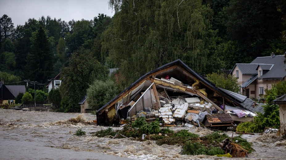 Smutný príbeh rodiny, ktorej povodeň zmietla dom. Kúpili ho len nedávno a od poisťovne nedostanú nič