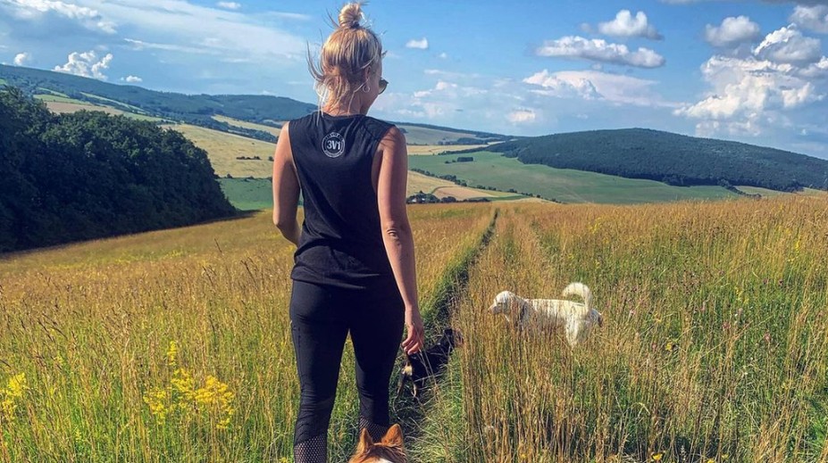 Herečka nafotila odvážne tehotenské fotky. Zábermi vyráža dych!