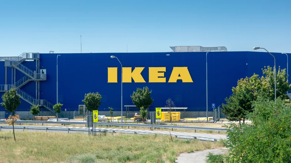 Ak máte doma toto zrkadlo, okamžite ho zveste, vyzýva IKEA. Hrozí, že spadne zo steny