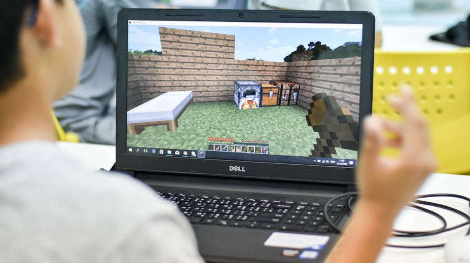 Ruský tínedžer, ktorý chcel v hre Minecraft vyhodiť do vzduchu budovu FSB, spoznal trest