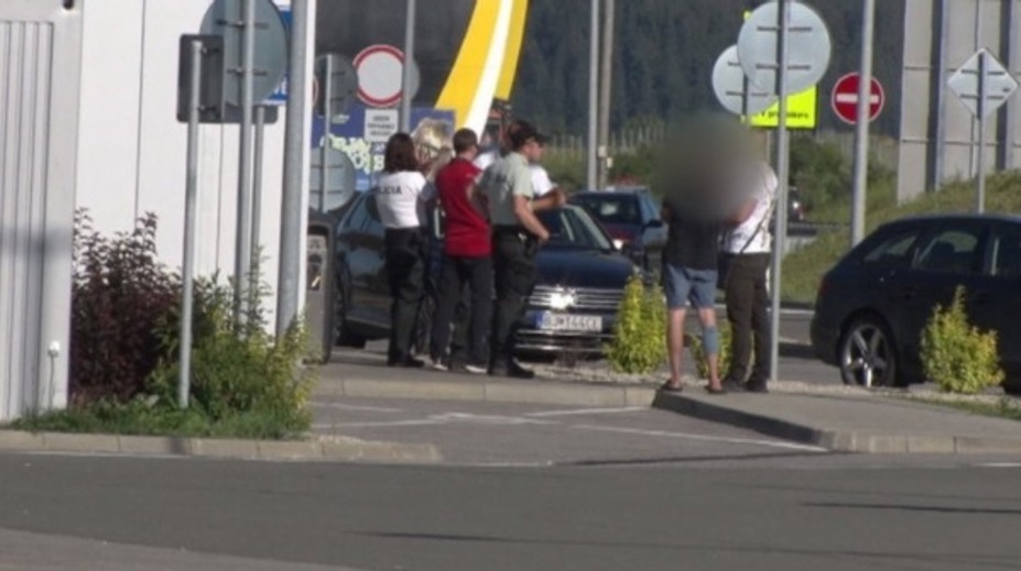 Majiteľ ruksaku s 300-tisíc eurami dostal neplatené voľno. Dohodol sa s riaditeľom železníc