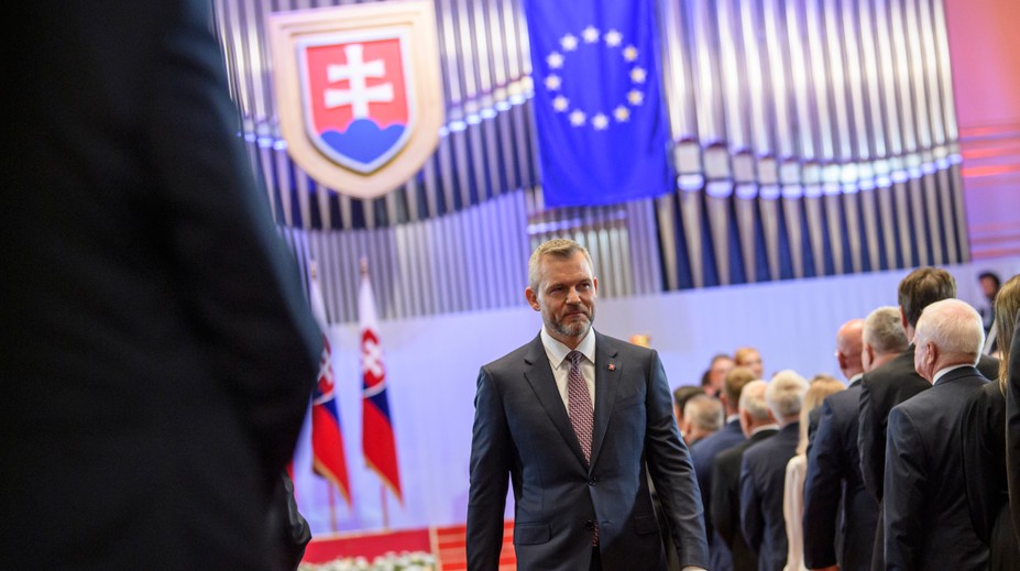 Priania aj očakávania. Pozrite sa, čo politici odkázali prezidentovi Petrovi Pellegrinimu