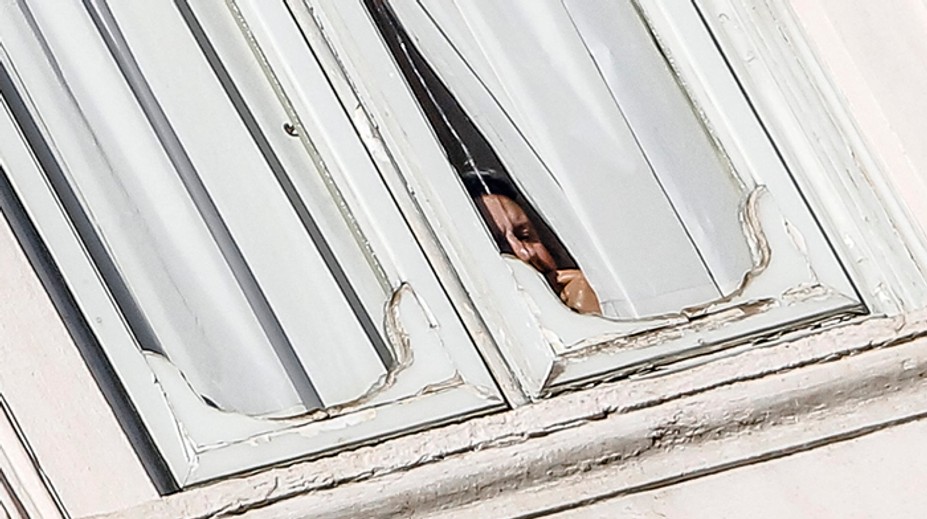 Renzi odstúpil z funkcie po neúspešnom referende, ostáva lídrom strany