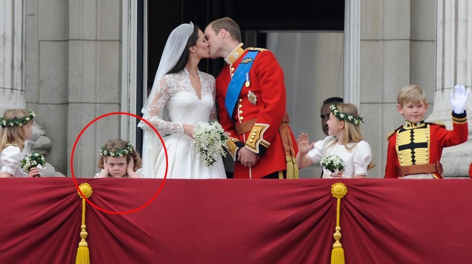 Znechutené dievčatko z kráľovskej svadby bolo hviezdou. Takto vyzerá dnes