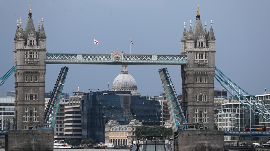 Londýnsky Tower Bridge sa zasekol, spôsobilo to chaos v doprave
