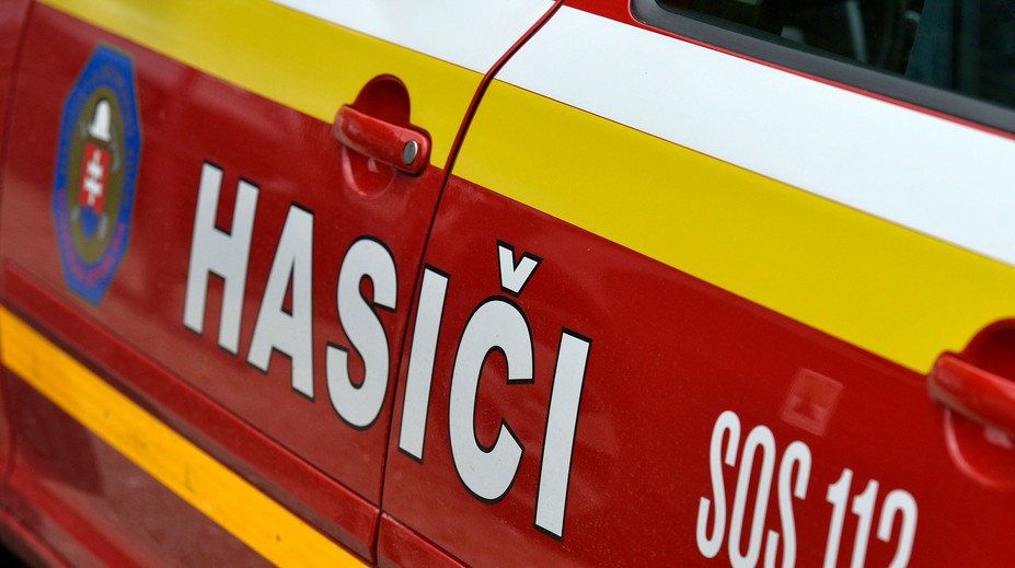 Na Ceste na Senec v Bratislave zavalil panel človeka