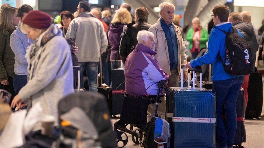 Českí turisti dvoch cestovných kancelárií čakali na odlet z Turecka viac ako 24 hodín
