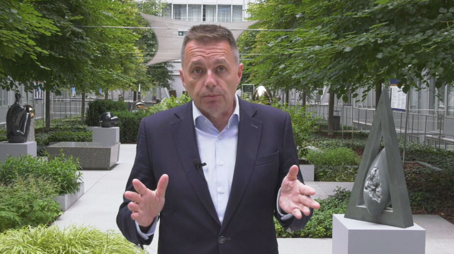 Úroky sa budú znižovať veľmi pomaly. Inflačná beštia podľa guvernéra národnej banky ešte nie je skrotená