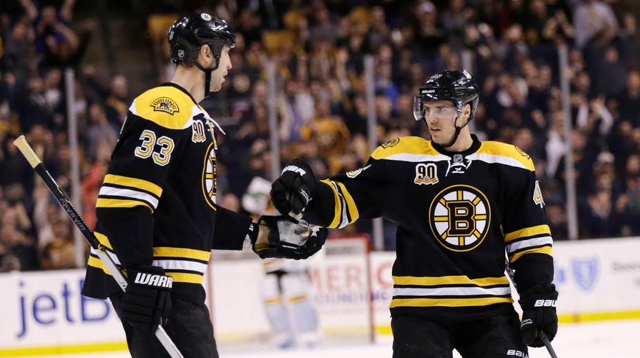 S hokejom sa rozlúčila ikona Bostonu Bruins. V pokračovaní kariéry českému útočníkovi zabránilo zranenie