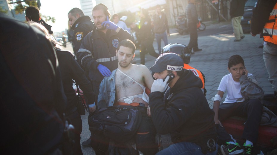 Útočníkmi v Tel Avive boli členovia jednej rodiny, zabili štyroch ľudí