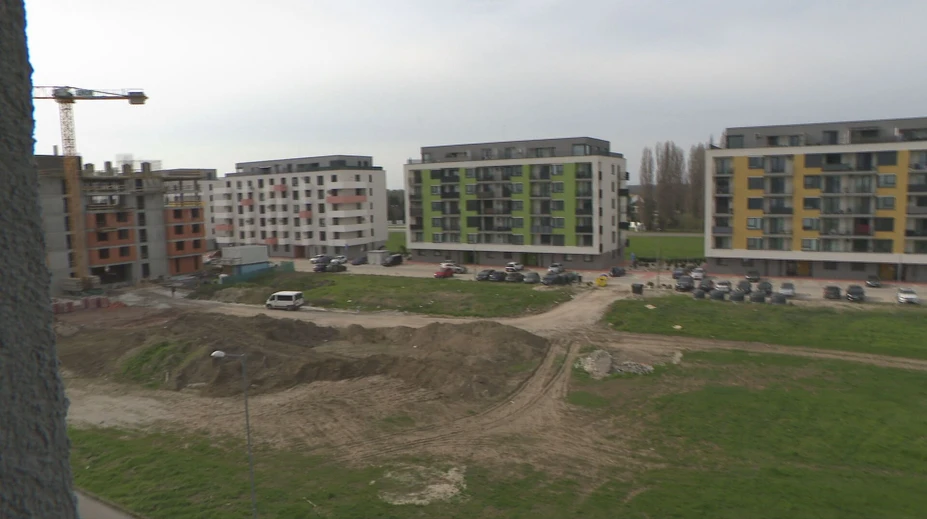 Na sídlisku v Galante majú obavy o statiku domov. Zisťovali sme, či sú bezpečné