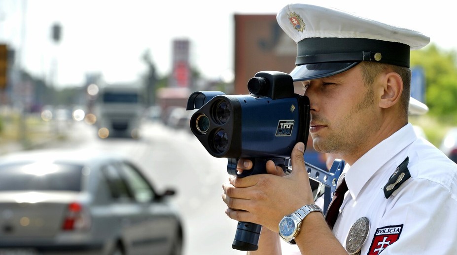 Policajná akcia: Nezodpovední vodiči dostanú citrón
