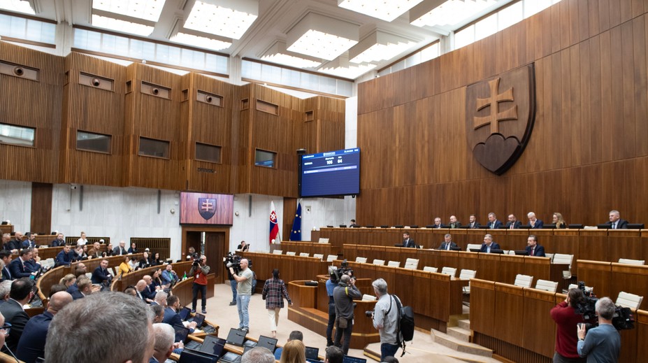 Hlasovanie o ostro sledovanej novele Trestného zákona sa zrejme posunie o ďalší deň