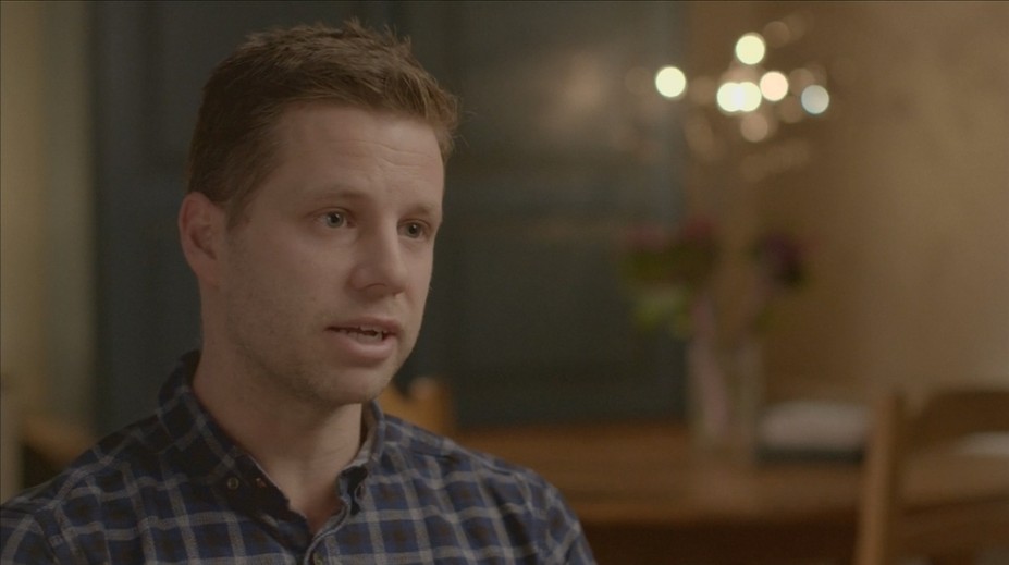 Rodina britského policajta prišla pre novičok o všetko. Stratila dom, auto, deti prišli o hračky