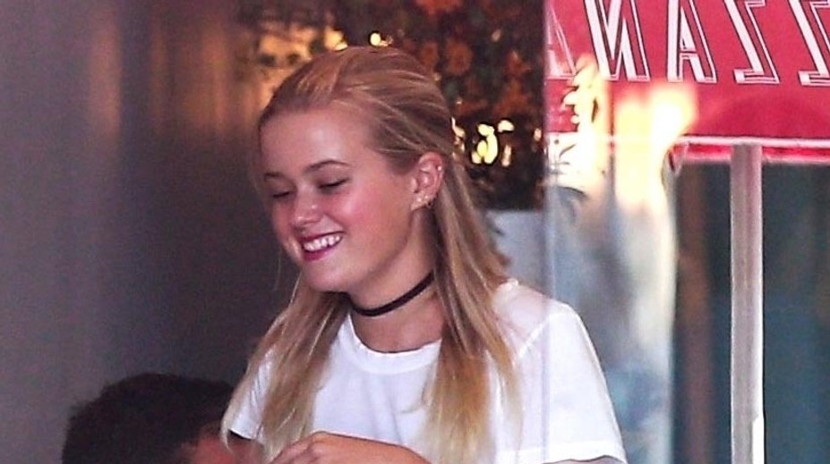 Dcéra Reese Whiterspoon prekvapila. Pozrite, kde si privyrába