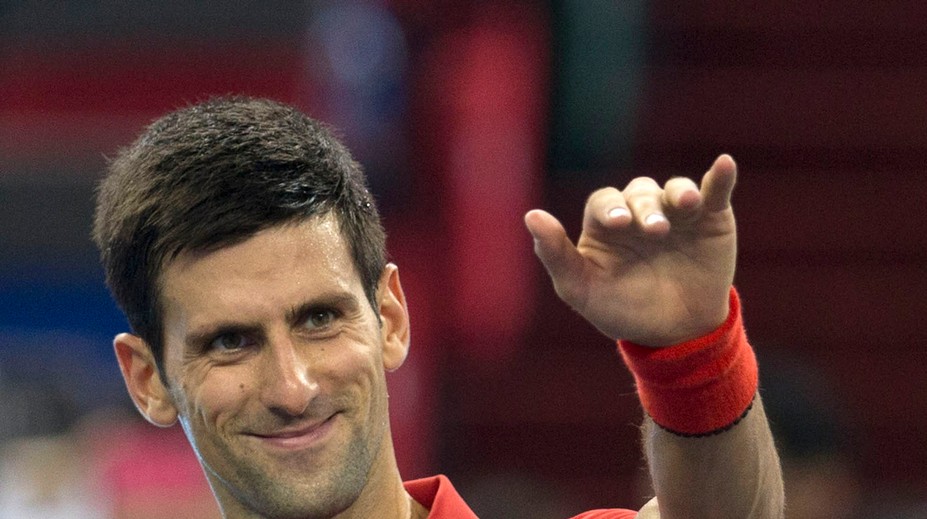 AO: Djokovič po päťsetovej bitke postúpil do štvrťfinále