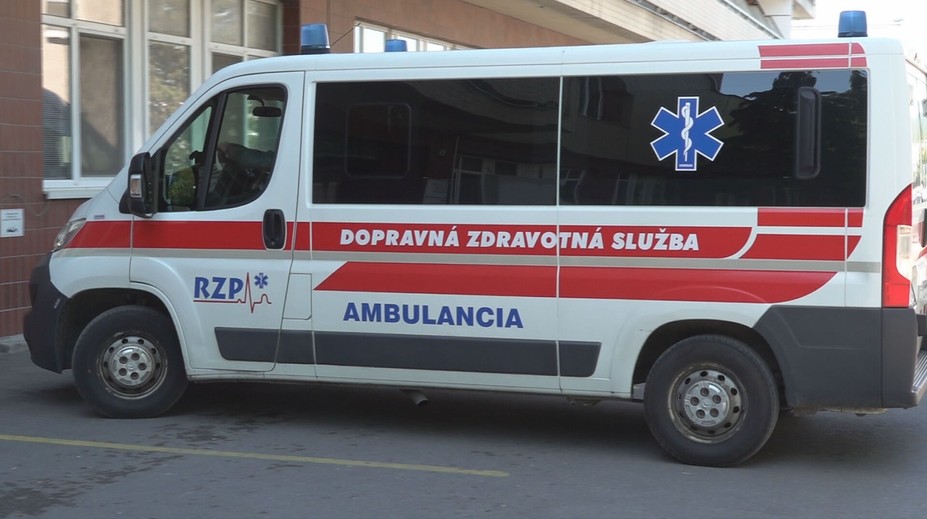 Zvýšené ceny energií prinútili záchranky šetriť. V sanitkách vraj musí byť len sedem stupňov Celzia