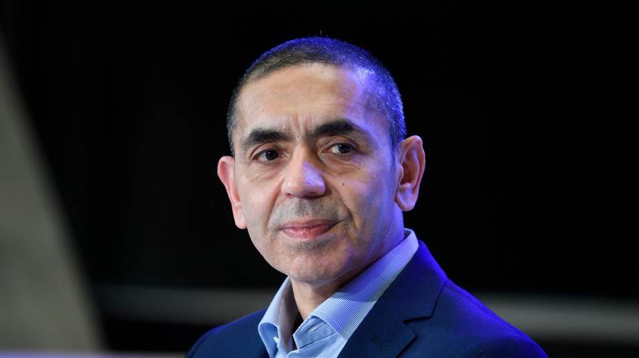 Kedy sa skončia lockdowny? Zakladateľ BioNTechu predostrel svoj odhad