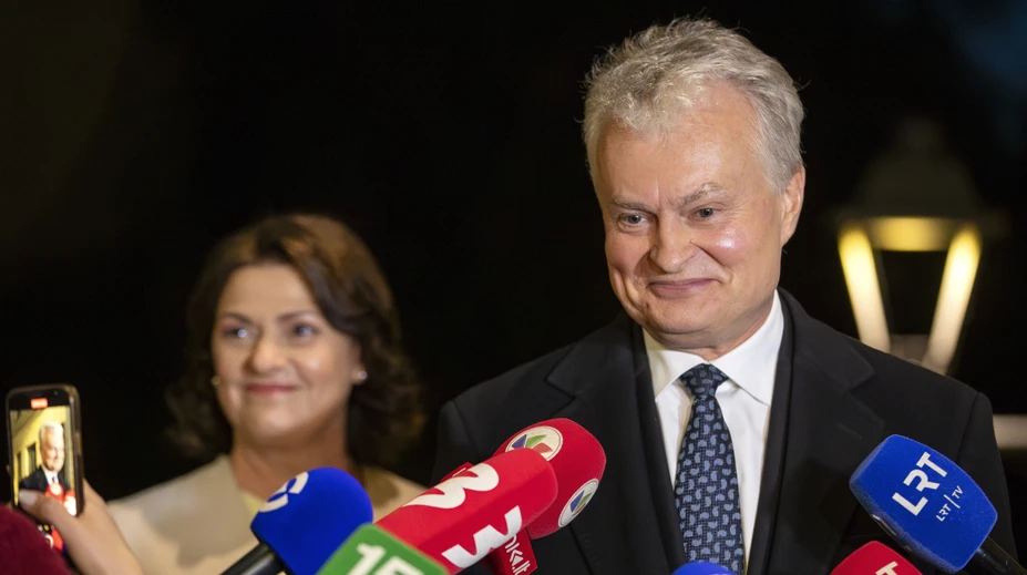 Litva si volila hlavu štátu. Víťazom sa stal súčasný prezident Gitanas Nauséda