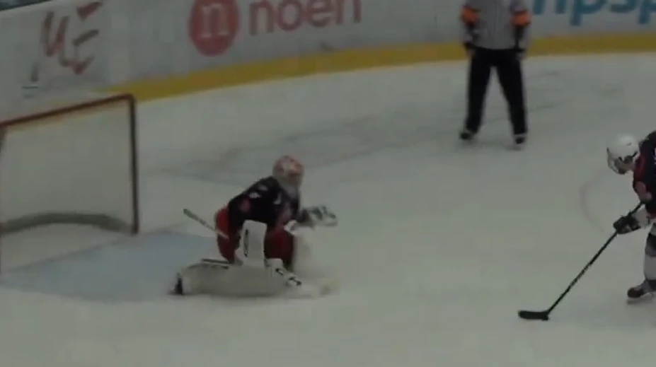 VIDEO: Tínedžer z Česka rutinérsky prekabátil brankára, vychválili ho aj v zámorí