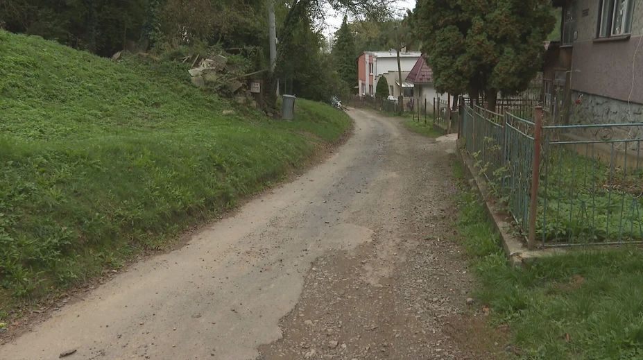 Starostovia pripomínajú finančných kúzelníkov. Boli sme sa pozrieť, ako fungujú obce, kde chýbajú peniaze
