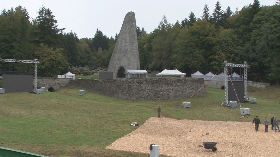 Na Dukle chystajú veľké oslavy. Z tohto dôvodu uzatvoria aj jeden z hraničných priechodov