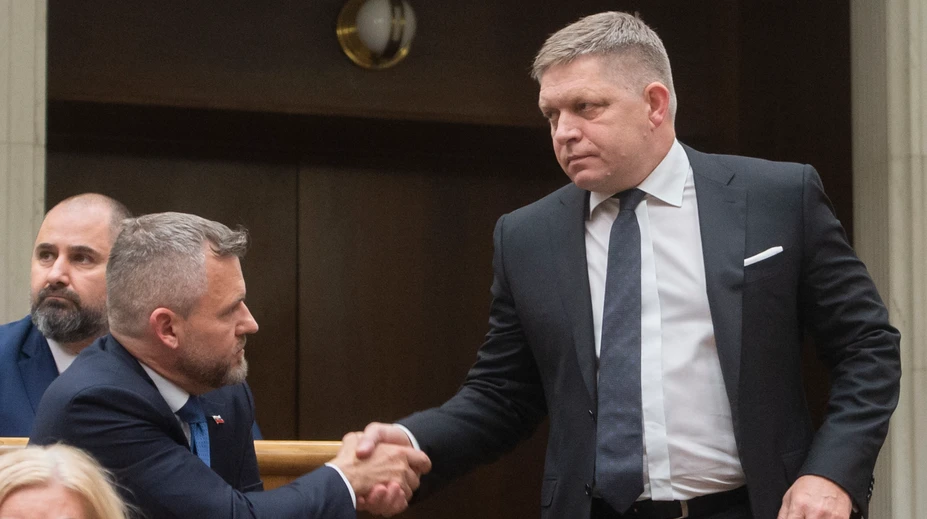 Fico a Pellegrini budú do poslednej chvíle bojovať o toho istého voliča, ukázal prieskum
