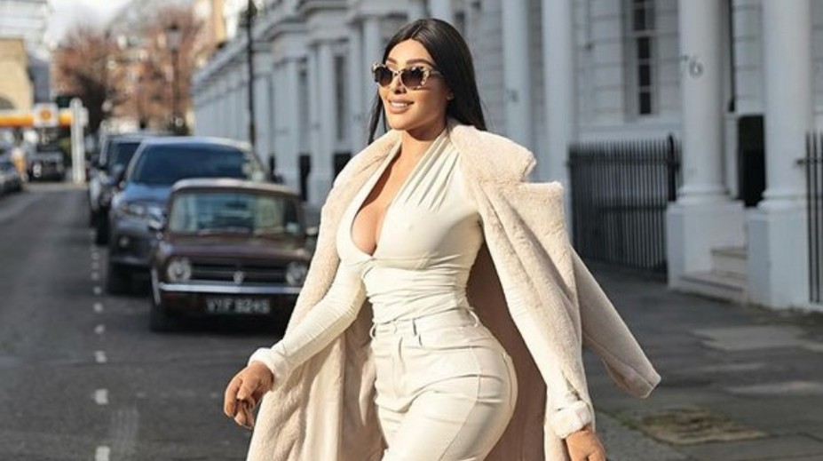 Britka je posadnutá myšlienkou podobať sa na Kim Kardashian. Utratila už milión libier