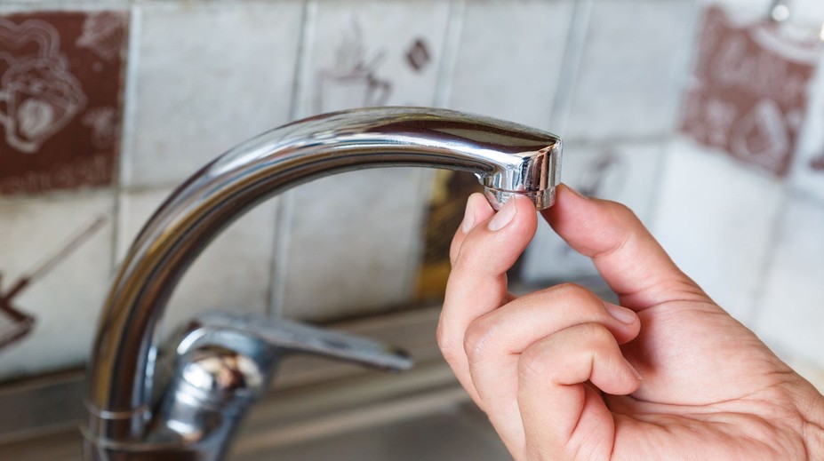 Desaťtisícom domácností sa od októbra dvihli ceny za vodu. Niektoré zaplatia ročne o desiatky eur viac