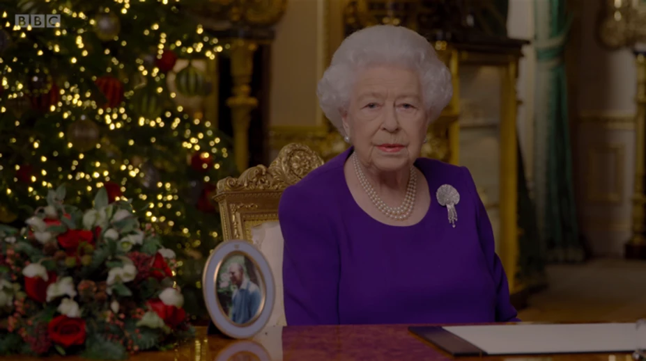 Britom sa cez Vianoce prihovorili hneď dve kráľovné, jedna bola falošná