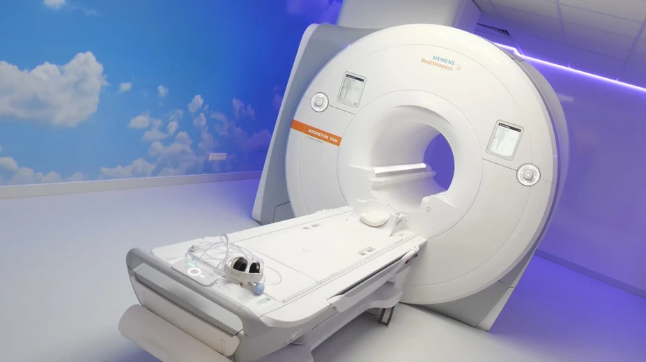 Nekonečnému čakaniu na vyšetrenie je koniec. Nemocnica v Považskej Bystrici už má magnetickú rezonanciu