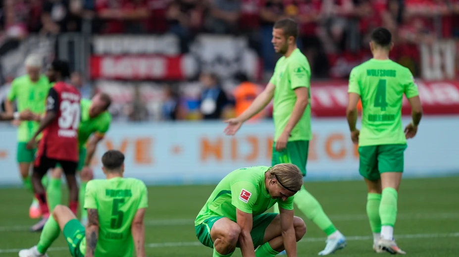 Nešťastný debut Vavra. Nastúpil pár sekúnd pred koncom a Leverkusen rozhodol. Štuttgart zničil Borussiu