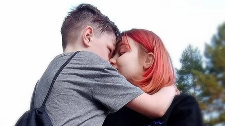 Tehotné dievča (14) je hviezdou Instagramu. Dieťa chce vychovávať s priateľom (10)
