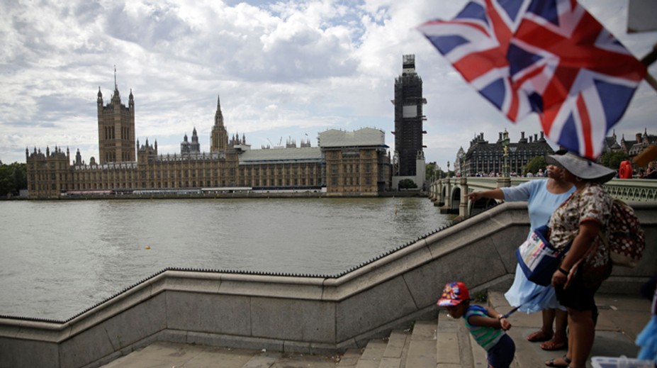 Britská vláda obvinila Rusko zo zasahovania do vlaňajších parlamentných volieb